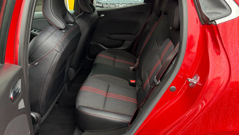 Renault Clio 1.0 TCe 100 RS Line 5dr Petrol Hatchback